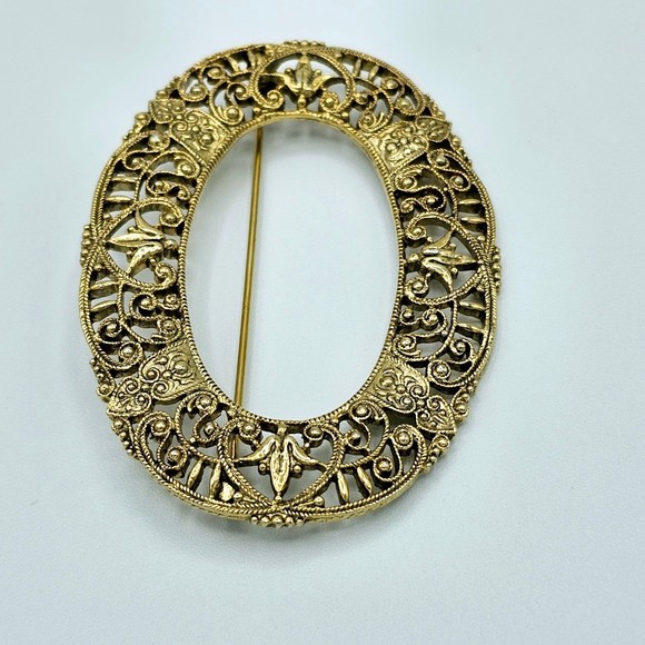 Victorian Brooch Sash Scarf Pin Filigree Vintage Scroll Oval Frame Large - Picture 3 of 7